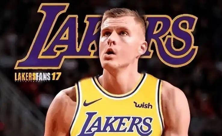 包含东契奇爆发新星，波尔津吉斯刷新纪录，关键时刻神级表现球队迎来希望！的词条